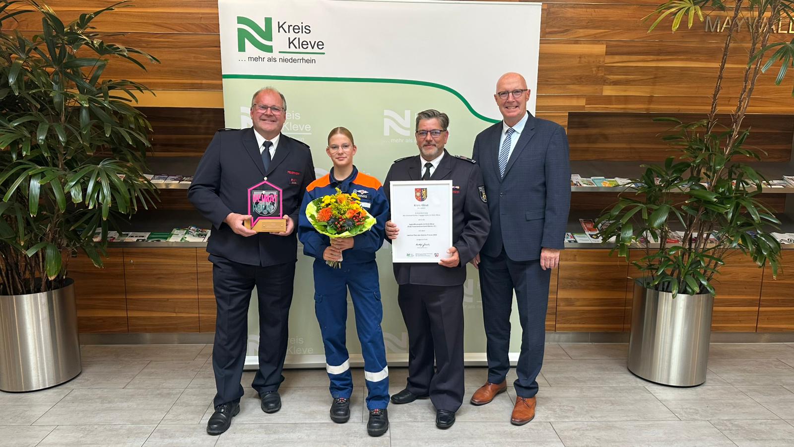 🚒 Jugendfeuerwehr im Kreis Kleve ausgezeichnet!